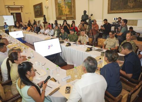 Alcaldías de 19 ciudades se unen para tratar la inseguridad en Guayas