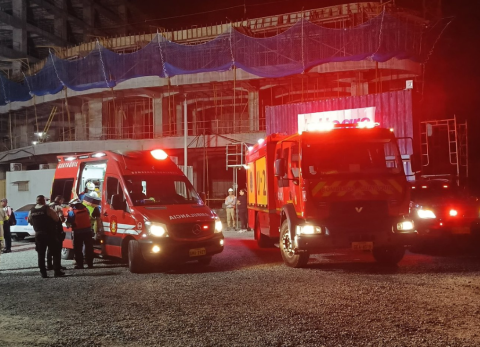 Puerto Santa Ana: varios heridos tras colapso en una obra