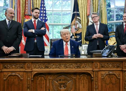 Trump anuncia un acuerdo "total y completo" con Londres