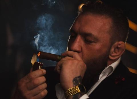 Conor McGregor se fue de golpes y no fue en el oct&aacute;gono de la UFC