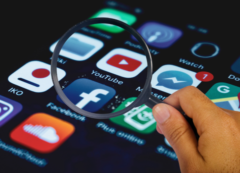 ¿Las redes sociales influyen en el proceso de solicitud de visa americana?