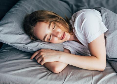 Estos son los trucos insólitos pero eficaces para dormir mejor