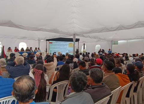 Estudiantes denunciar&aacute;n ante la Unesco al proyecto Loma Larga