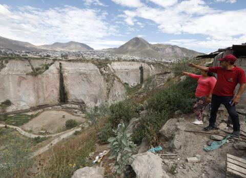 Cabildo C&iacute;vico critica la respuesta &ldquo;imp&aacute;vida&rdquo; del Municipio de Quito por r&iacute;o Monjas