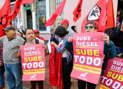 Resumen del 2025 pol&iacute;tico: tensiones, esc&aacute;ndalos y giros clave en Ecuador