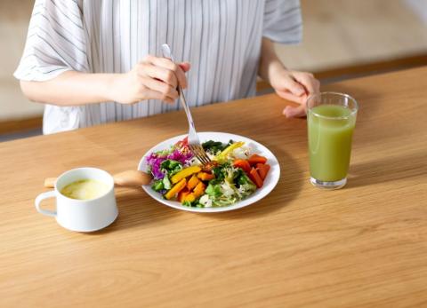 Tu cuerpo tiene un reloj interno: aprende a comer en sincronía con él