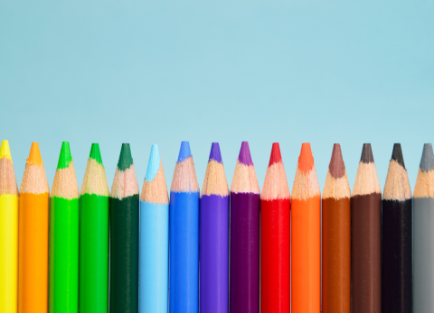 Estos son los tres colores que usan las personas inteligentes, seg&uacute;n la psicolog&iacute;a