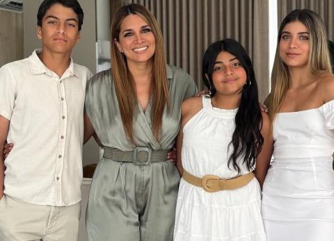 Sarah Alarcón viaja a Japón mientras su caso contra 'Lazito' sigue pendiente