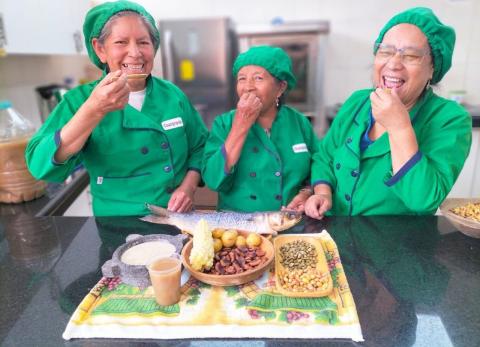 Adultos mayores impulsan memoria gastronómica en Quito