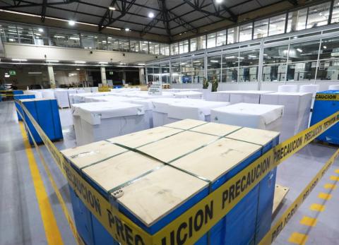 ¿Cómo avanza la impresión de papeletas para el referéndum de noviembre en Ecuador?