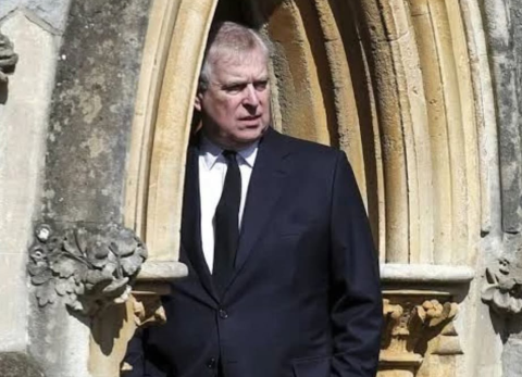 Príncipe Andrés negocia su salida de Royal Lodge entre contratos y compensaciones