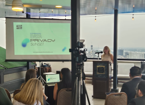 Protección de datos en Ecuador: aprendizajes del congreso Data Privacy Sunset