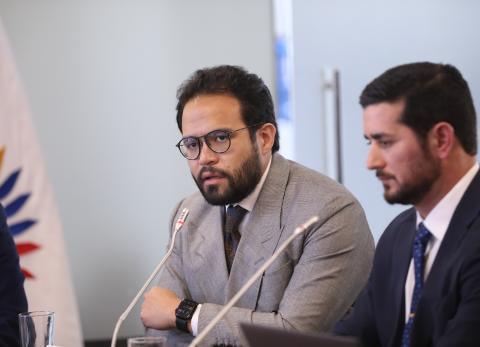 Edgar Lama, presidente del IESS, a Rafael Correa: &quot;Su herencia fue corrupci&oacute;n y robo&quot;