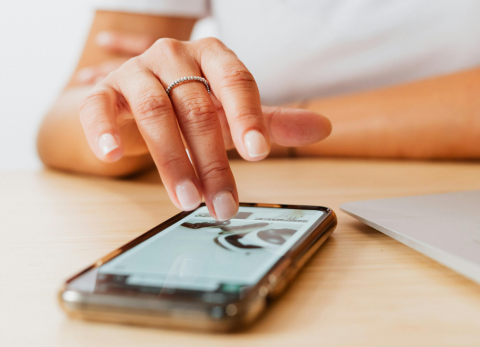 &iquest;La IA nos vuelve menos inteligentes? Lo que dicen los estudios cient&iacute;ficos