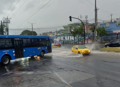 M&aacute;s de 300 mil viviendas en Quito est&aacute;n en zonas vulnerables por el invierno