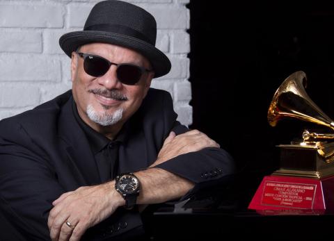 Omar Alfanno: &ldquo;Baladista de coraz&oacute;n, esa es mi debilidad&rdquo;