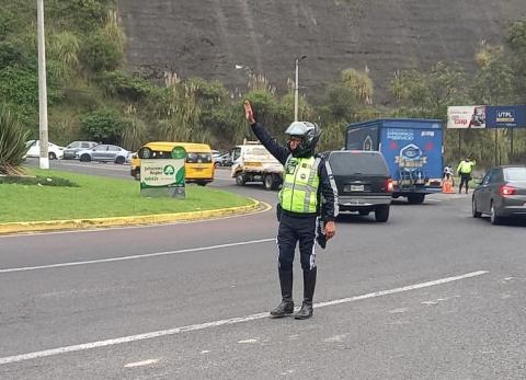 Control de veh&iacute;culos en Ruta Viva deja 10 sancionados