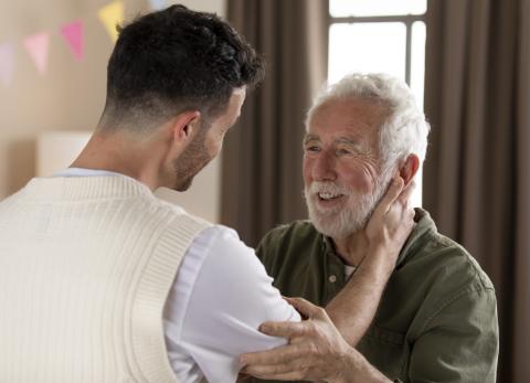 Cuando los hijos se vuelven cuidadores: c&oacute;mo vivir esta etapa con equilibrio