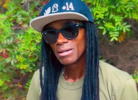 Fab Morvan, del recordado d&uacute;o Milli Vanilli, regresa al radar de los Grammy 2026