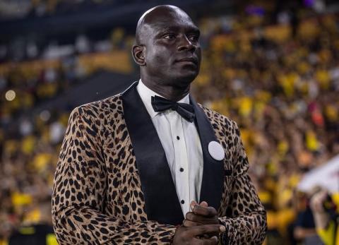 Segundo Castillo: Los expertos de moda opinan sobre su look en la consulta popular