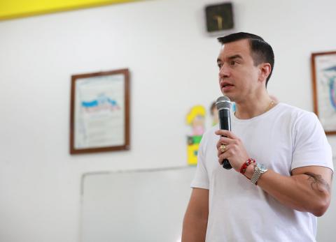 El presidente Daniel Noboa juega a las escondidas tras la consulta popular