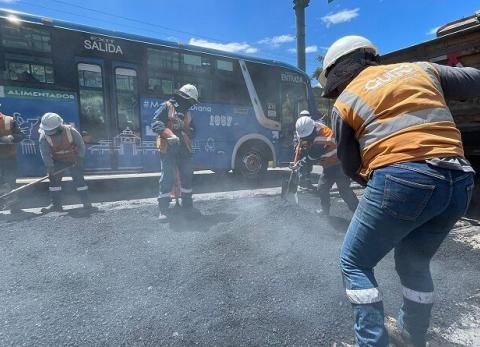 Intervenciones viales en Quito: conoce los sectores afectados por el bacheo