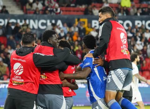 Emelec mantiene la ilusi&oacute;n: as&iacute; va su camino a la Copa Sudamericana 2026