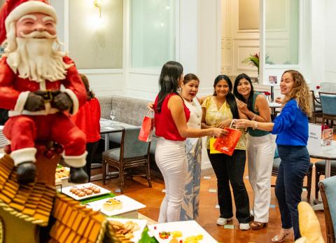 Cafeter&iacute;as y hoteles copan su agenda para citas navide&ntilde;as