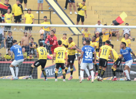 Barcelona SC iguala 1-1 con Cat&oacute;lica en el Monumental y crece la desesperaci&oacute;n torera