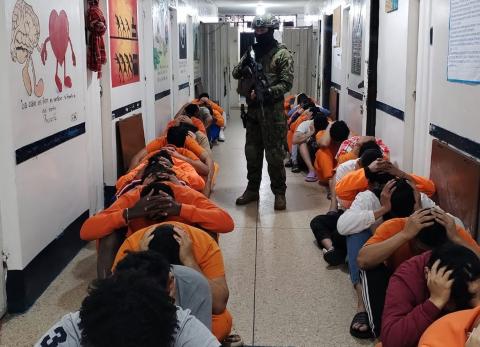 An&aacute;lisis de enmienda sobre presos: &iquest;Es legal retirar condici&oacute;n de grupo prioritario?