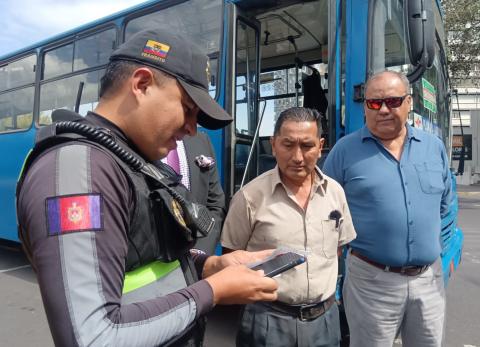 Accidente de bus en el norte de Quito: conductor se disculpa tras video viral