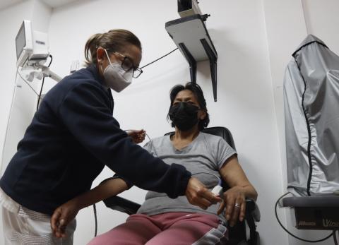 Alerta en Quito por infecciones respiratorias: Se activa jornada de vacunaci&oacute;n