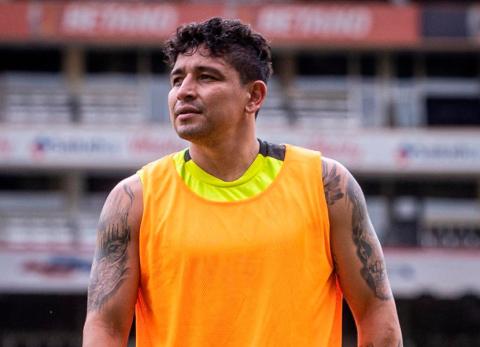 Aquiles &Aacute;lvarez y su reacci&oacute;n tras el asesinato de Pineida: "Nos vimos hace poco"