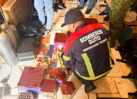 M&aacute;s de 50 kilos de pirotecnia decomisados en operativos en Quito