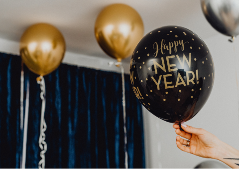 &iquest;Qui&eacute;nes trabajan el 2 de enero 2026 en Ecuador? Feriado extendido de A&ntilde;o Nuevo