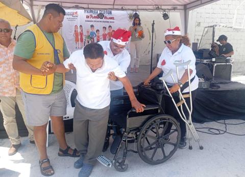 En Playas se dio ayuda para personas con discapacidad en marat&oacute;n art&iacute;stica navide&ntilde;a