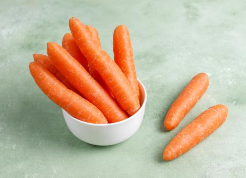 &iquest;Comer zanahorias baby antes de dormir ayuda a conciliar el sue&ntilde;o?