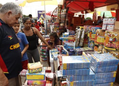 Ferias de pirotecnia en Guayaquil: puntos autorizados y multas por mal uso