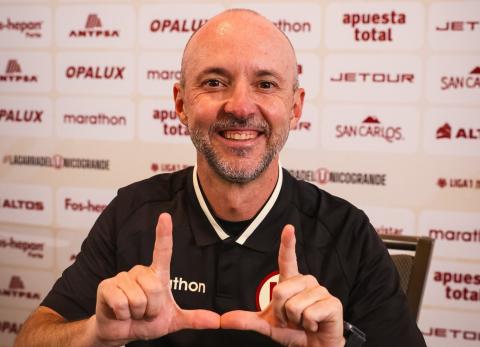 Rabanal promete "trabajo y seriedad" en su presentaci&oacute;n con Universitario de Per&uacute;