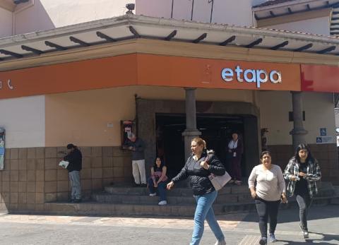 Cuenca: Informe de contralor&iacute;a salpica a pariente de un concejal