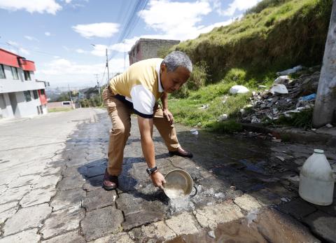 Corte de agua potable afecta a varios sectores del norte de Quito