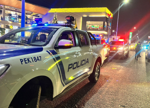 Crimen en centro comercial de Machala: asesinan a alias Ronquillo de los Sao Box