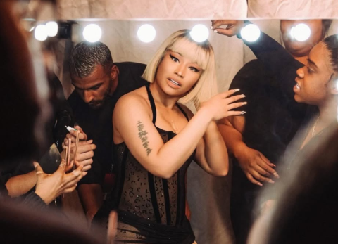 &iquest;Qu&eacute; pasa con Nicki Minaj y por qu&eacute; piden su deportaci&oacute;n?