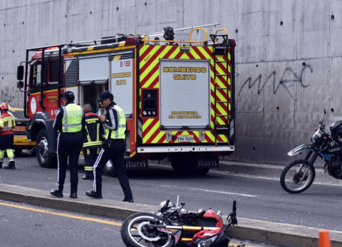 Motociclista fallece en el sector de San Carlos, norte de la capital