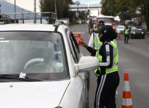 &iquest;C&oacute;mo saber si tengo multas de tr&aacute;nsito de la CTE o AMT en 2026?