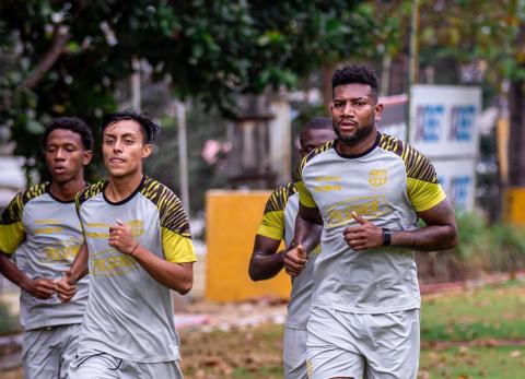 "Doce d&iacute;as en Quito no sirven" | Expertos cuestionan la pretemporada de Barcelona SC