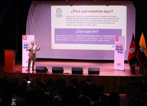 Encuentro por la seguridad vial impulsa el debate de soluciones en Quito