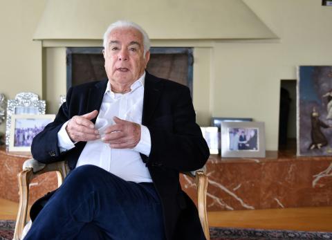 Fernando Santos: &ldquo;En Cuba hay apagones de 20 horas, Ecuador va camino a eso&rdquo;