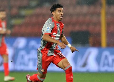 Jeremy Sarmiento, a un paso de fichar por otro club en Inglaterra: &iquest;Ser&aacute; conveniente?