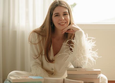 Sabina Carri&oacute;n: La creadora de contenido literario que impulsa la lectura en redes